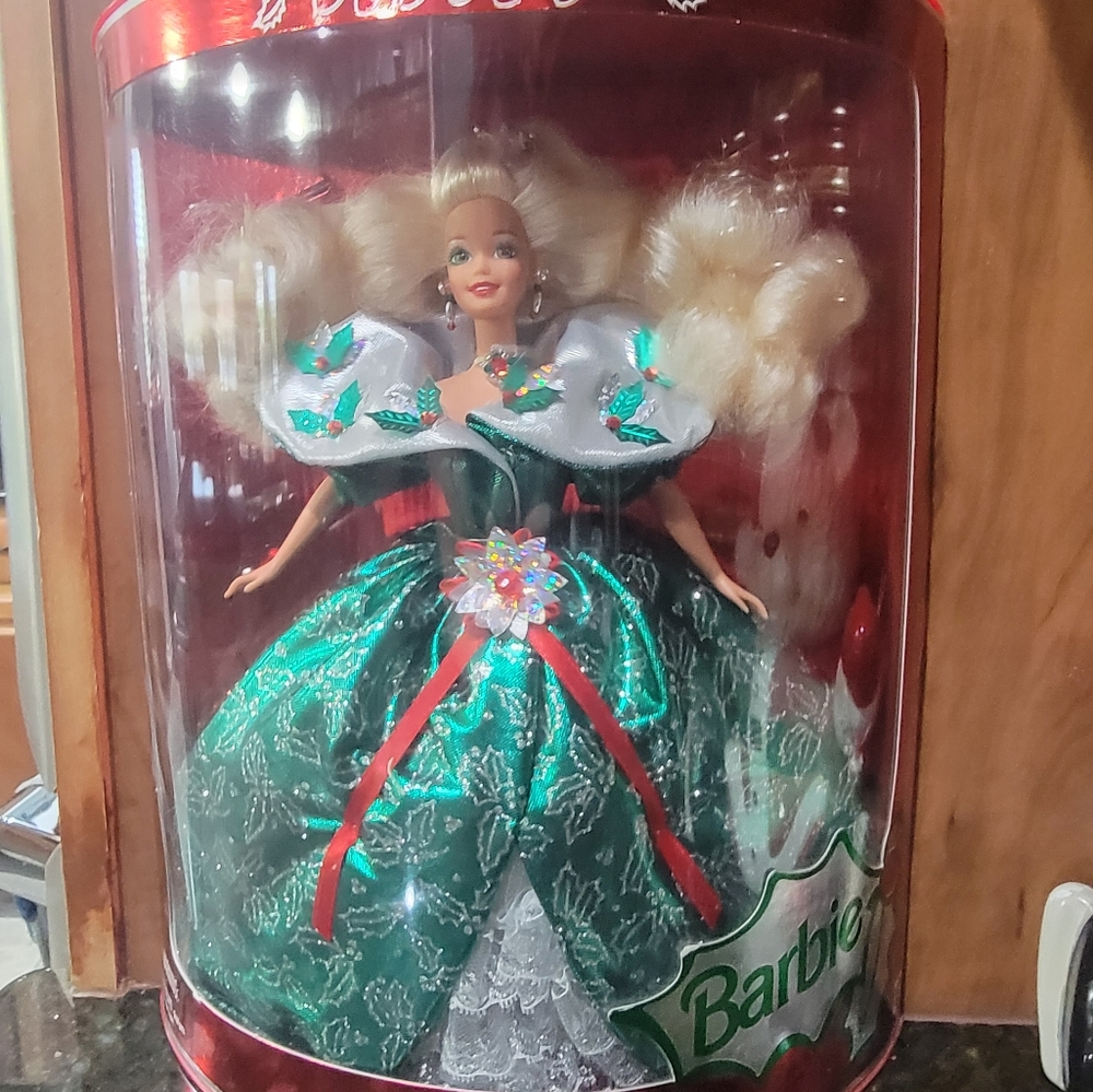 1995 Happy Holidays Barbie